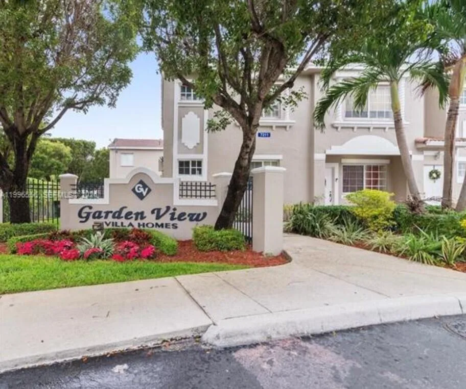 7211 NW 174th Terrace # 203, Hialeah, FL 33015