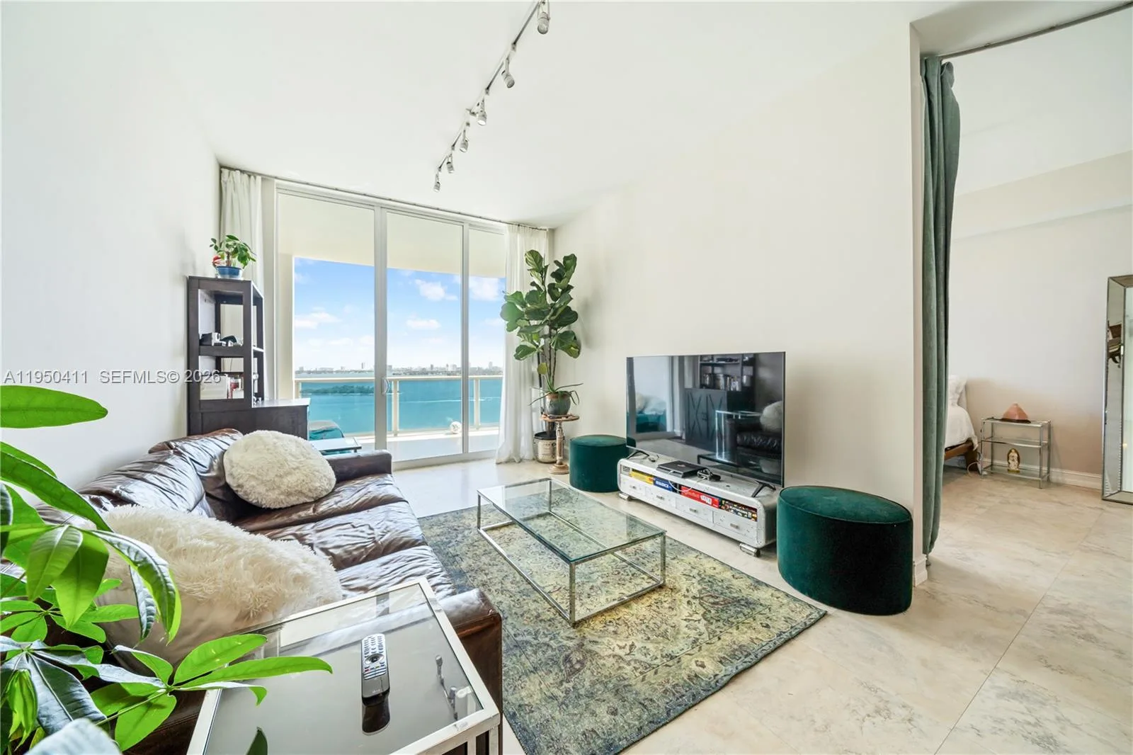 725 NE 22nd St # 16B, Miami, FL 33137 photo 3