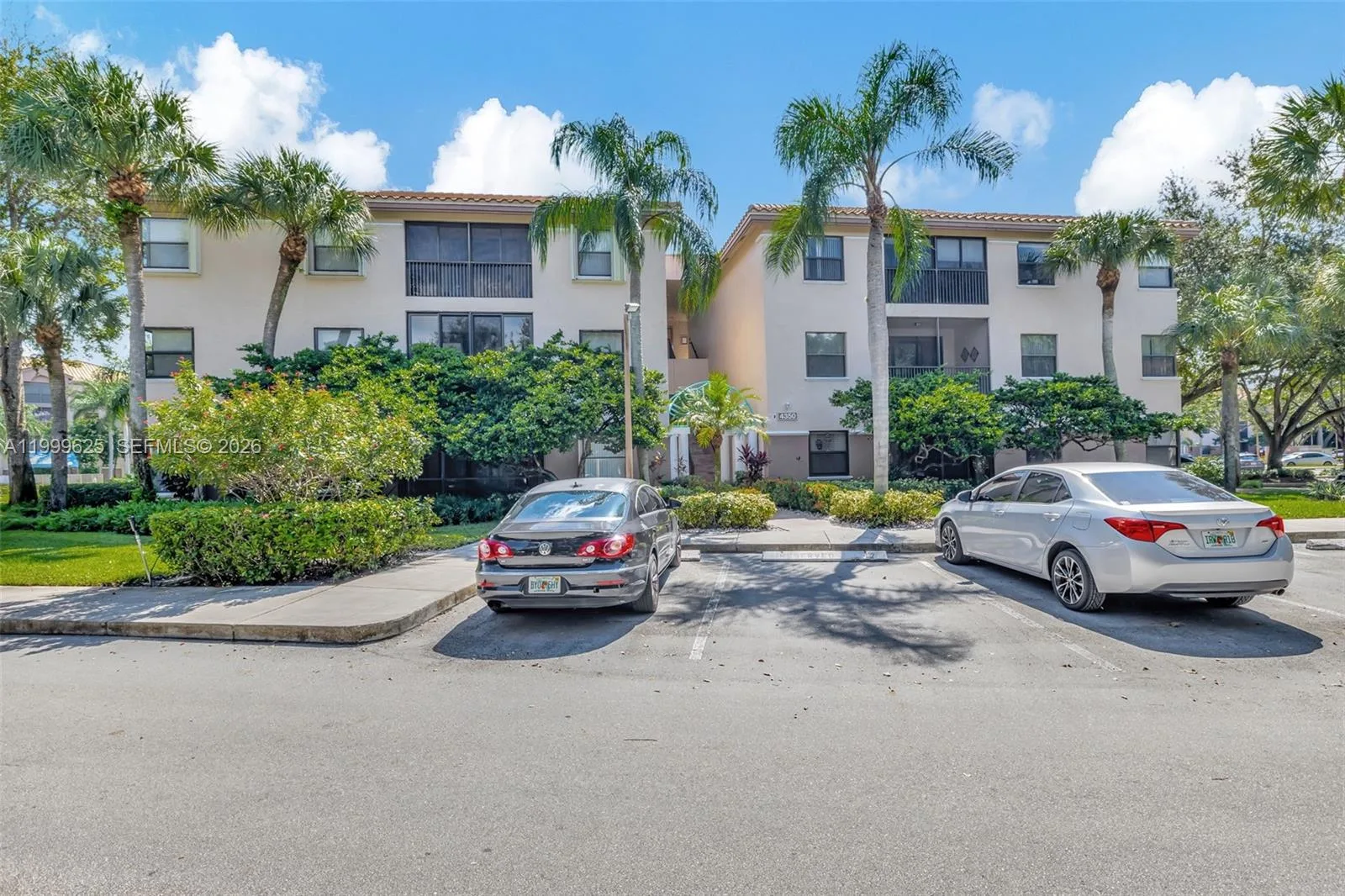 4350 NW 30th St # 233, Coconut Creek, FL 33066 photo 2