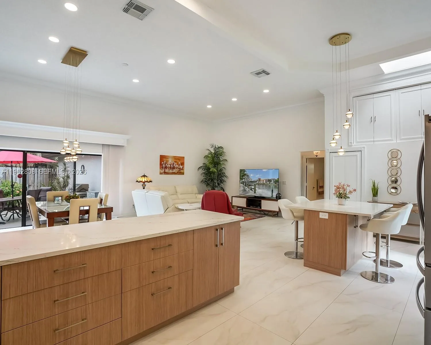 413 Leslie Dr, Hallandale Beach, FL 33009 photo 9