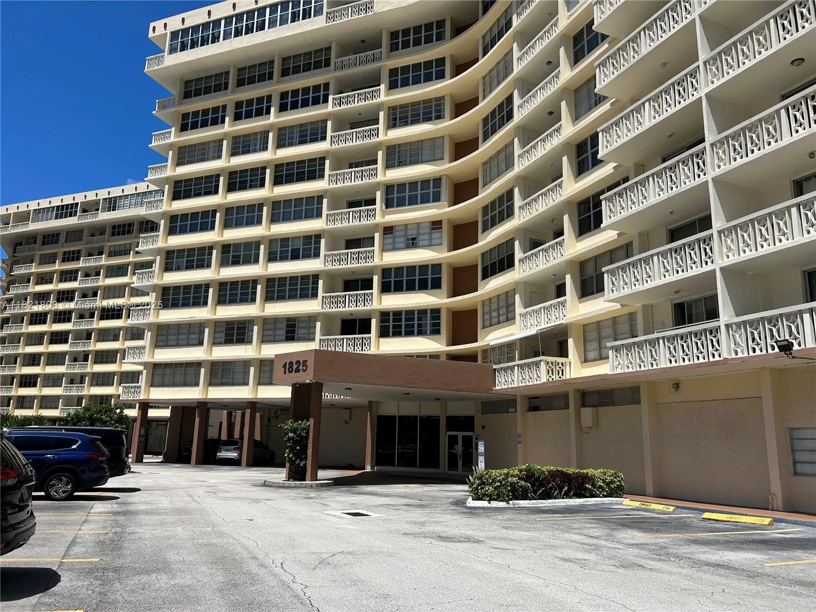 1825 S Ocean Dr # 503, Hallandale Beach, FL 33009
