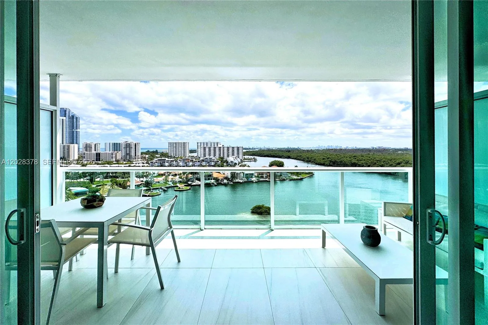 400 Sunny Isles Blvd # 1505, Sunny Isles Beach, FL 33160