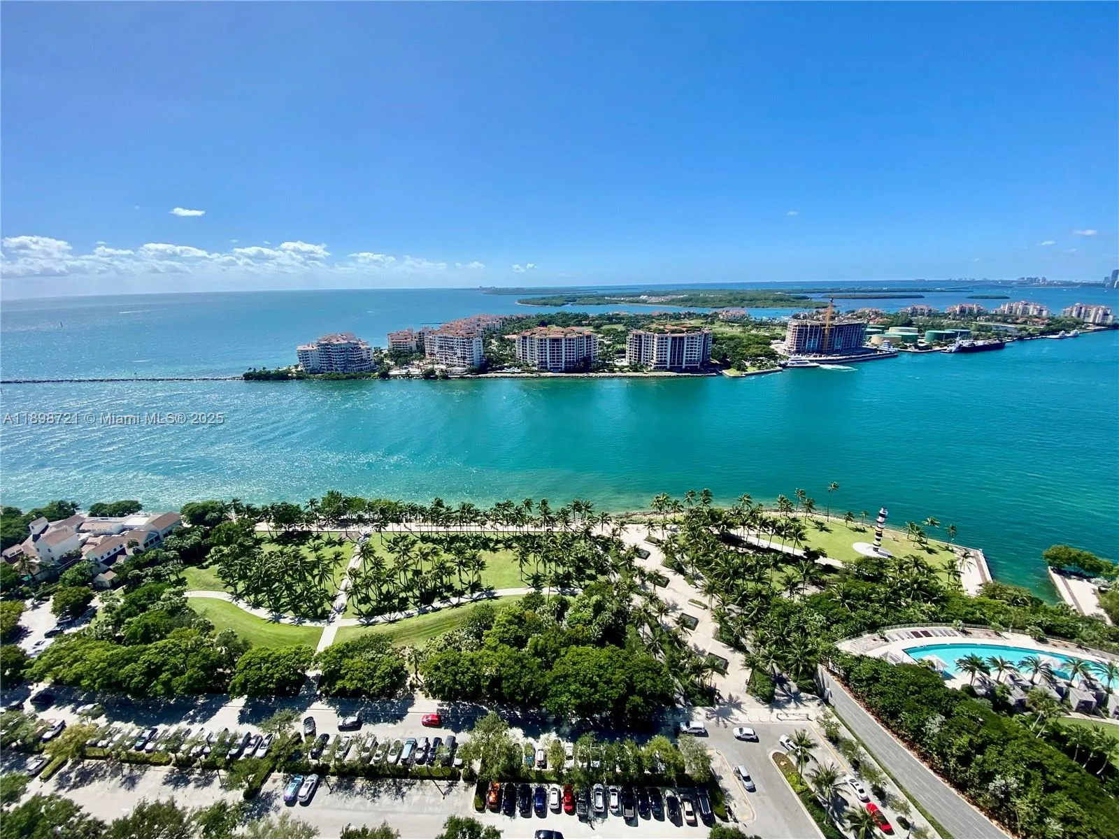 300 S Pointe Dr # 3204, Miami Beach, FL 33139