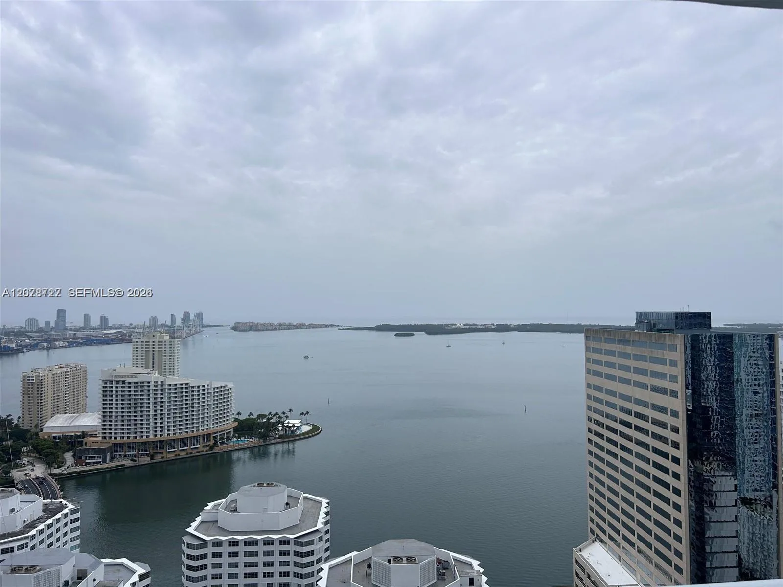 951 Brickell Ave # 3804, Miami, FL 33131