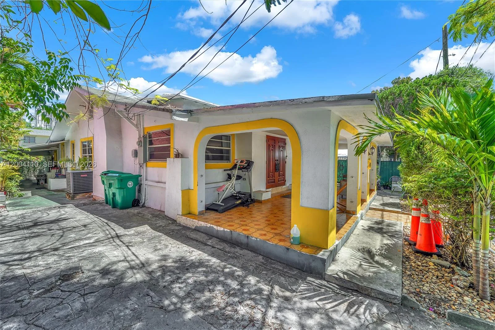 219 SW 6th Ave, Miami, FL 33130 photo 4