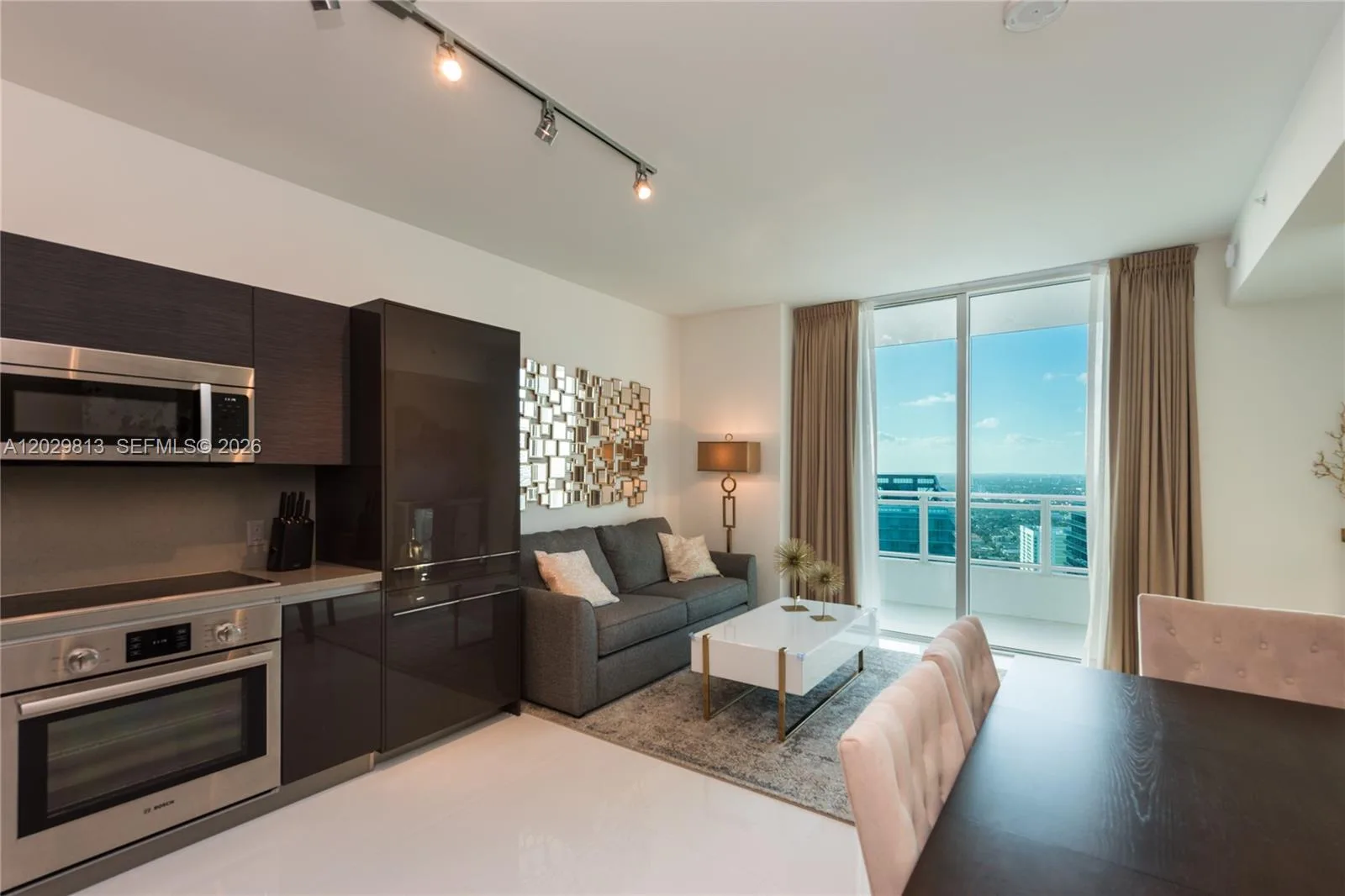 1080 Brickell Ave # 4105, Miami, FL 33131