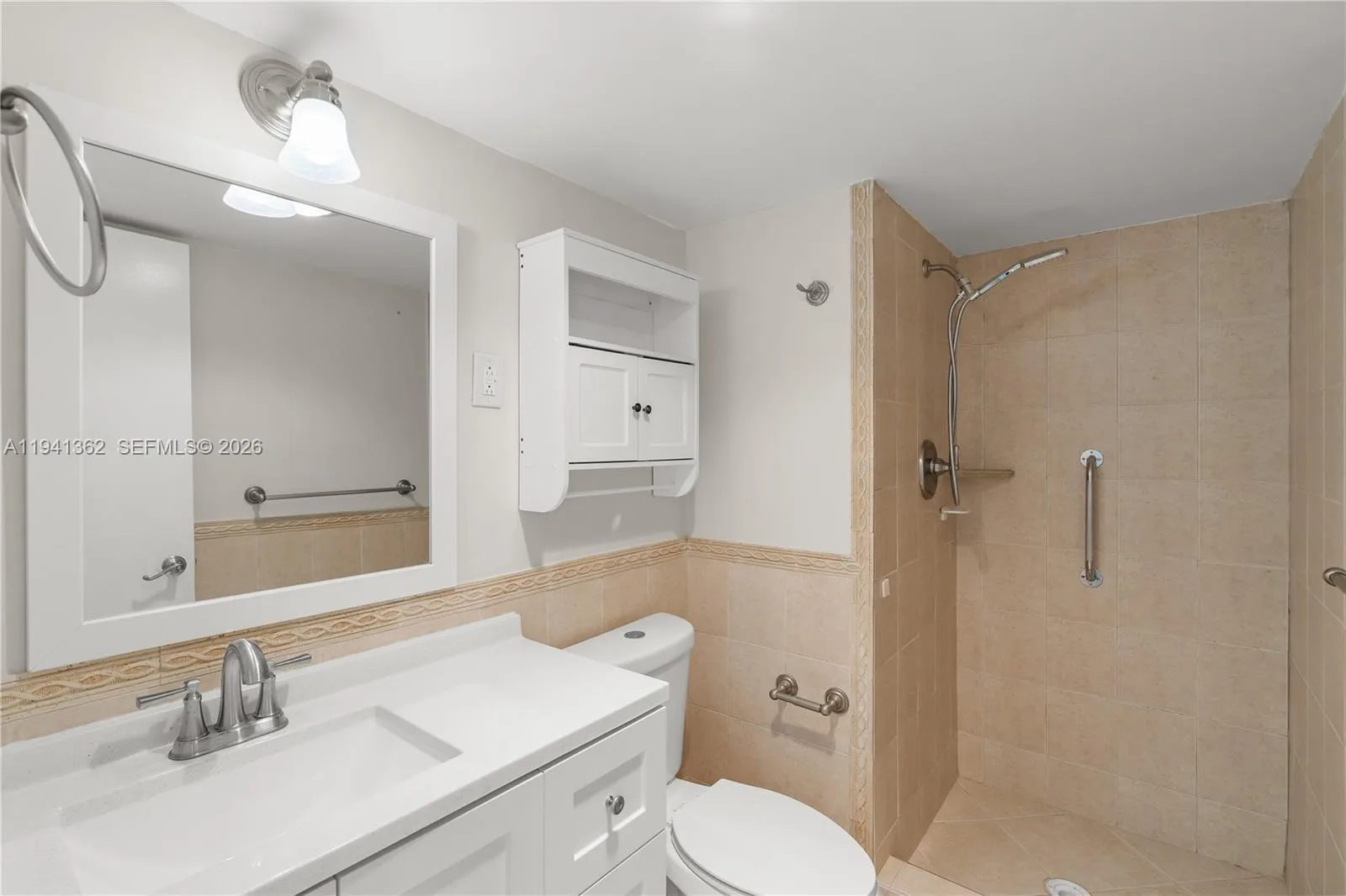 437 Golden Isles Dr # 4D, Hallandale Beach, FL 33009 photo 13