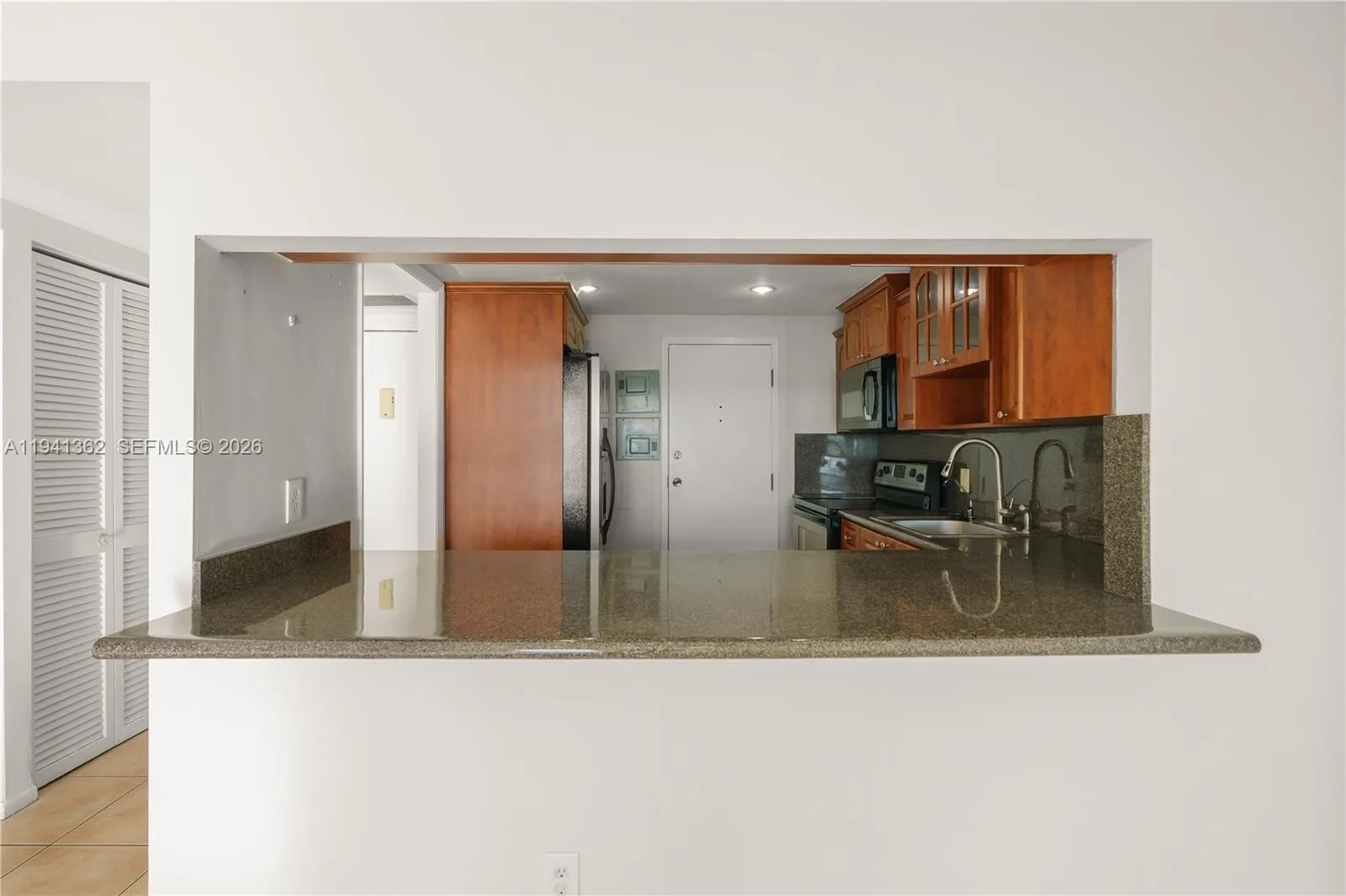 437 Golden Isles Dr # 4D, Hallandale Beach, FL 33009 photo 6