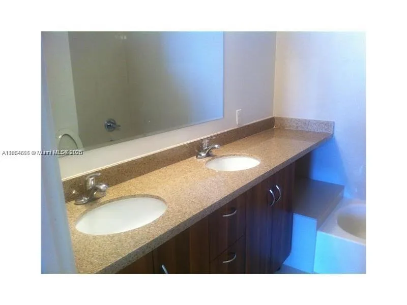 601 NE 23rd St # 1402, Miami, FL 33137 photo 11