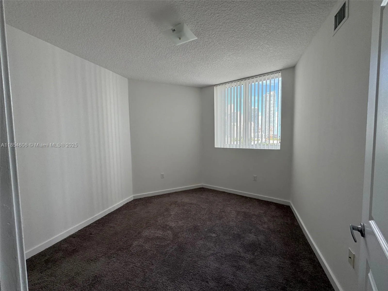 601 NE 23rd St # 1402, Miami, FL 33137 photo 13