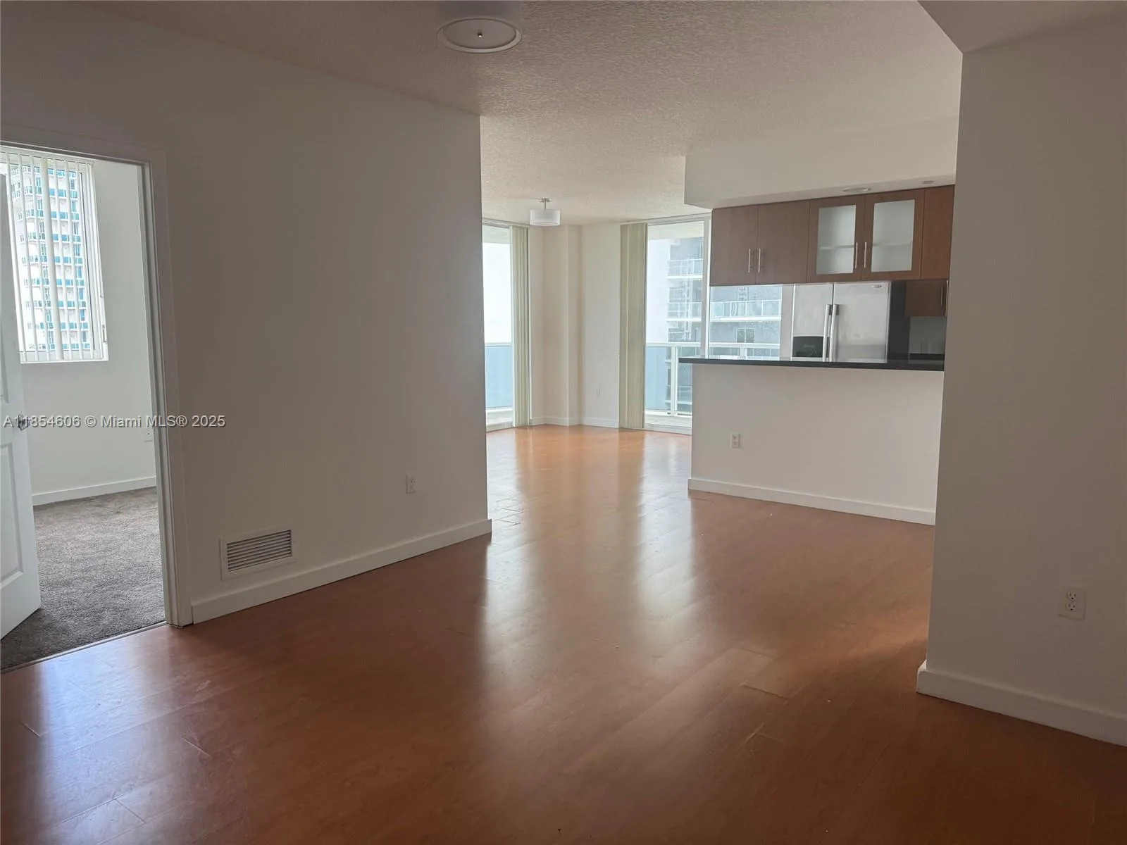 601 NE 23rd St # 1402, Miami, FL 33137 photo 2