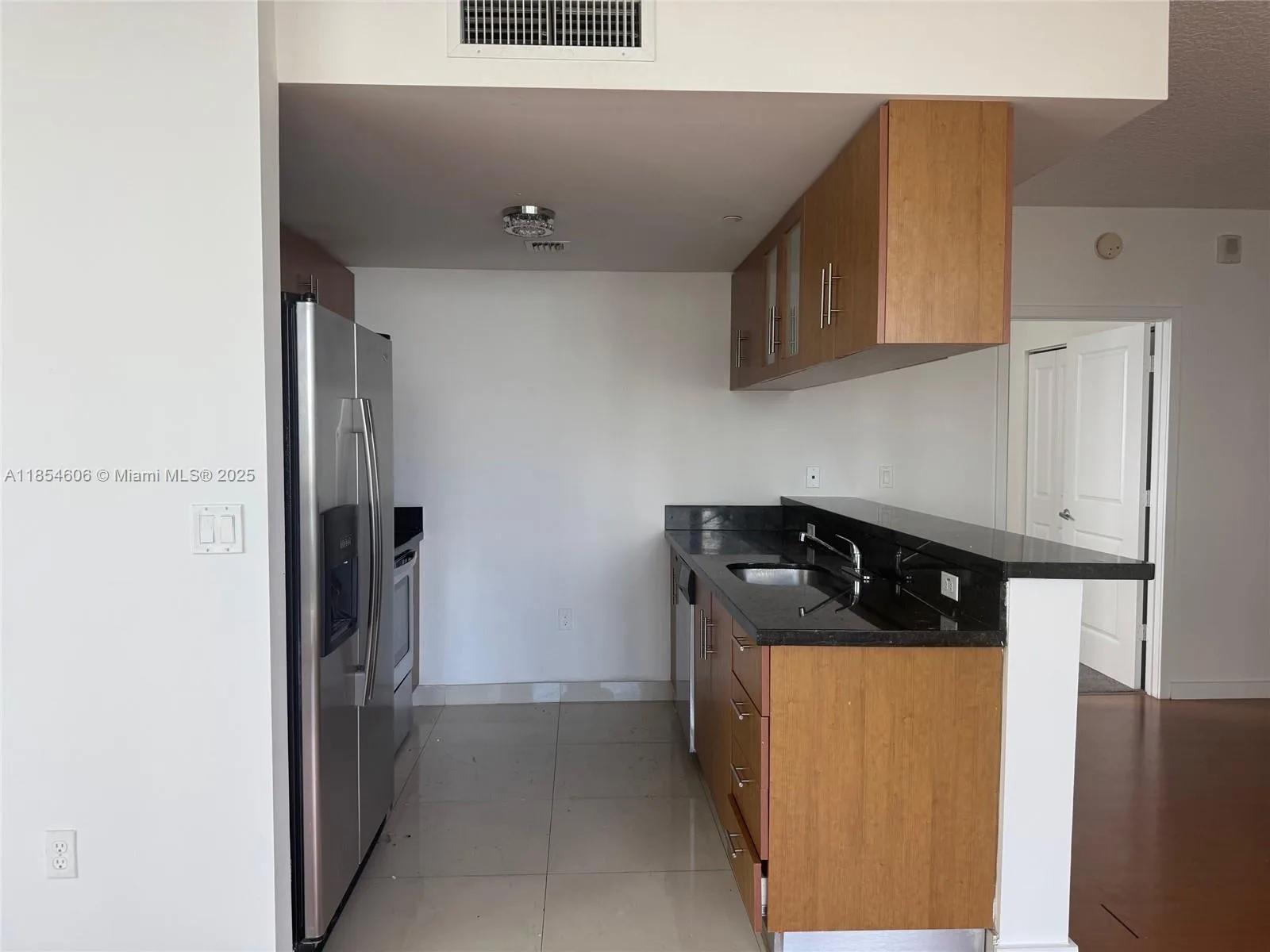 601 NE 23rd St # 1402, Miami, FL 33137 photo 4