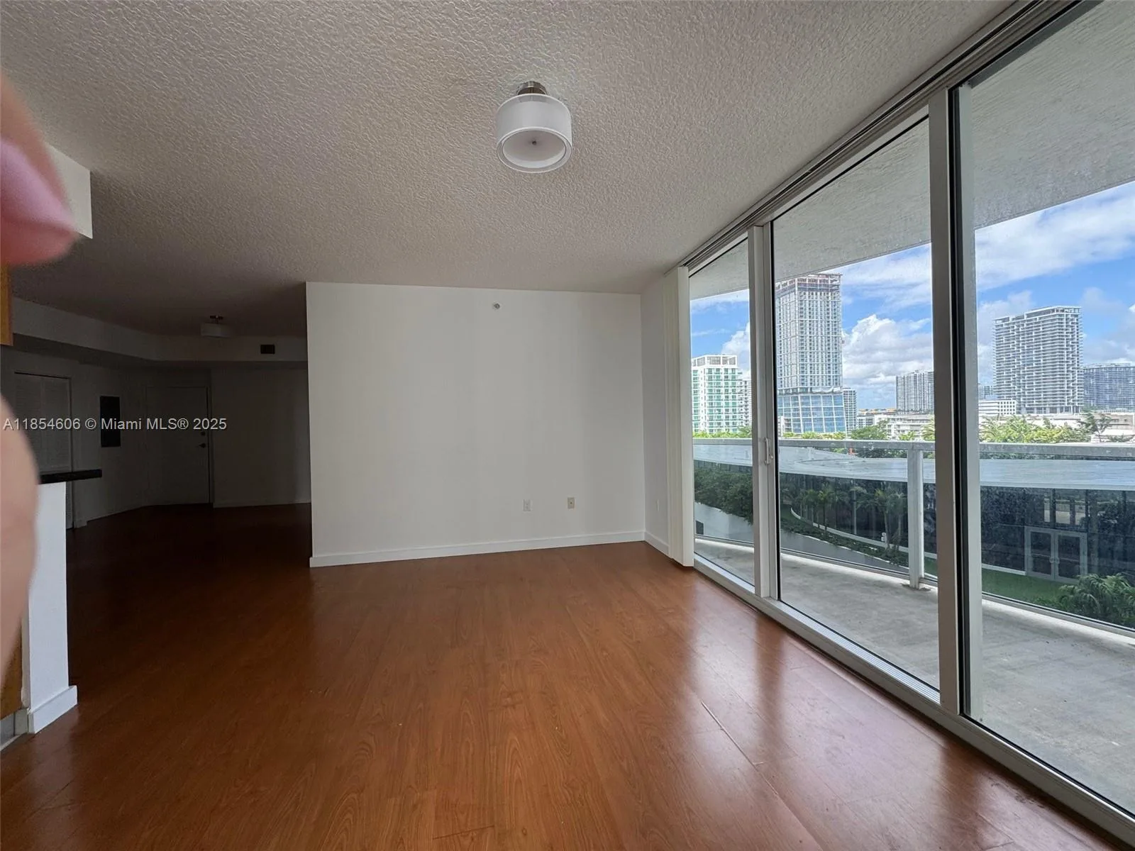 601 NE 23rd St # 1402, Miami, FL 33137 photo 9