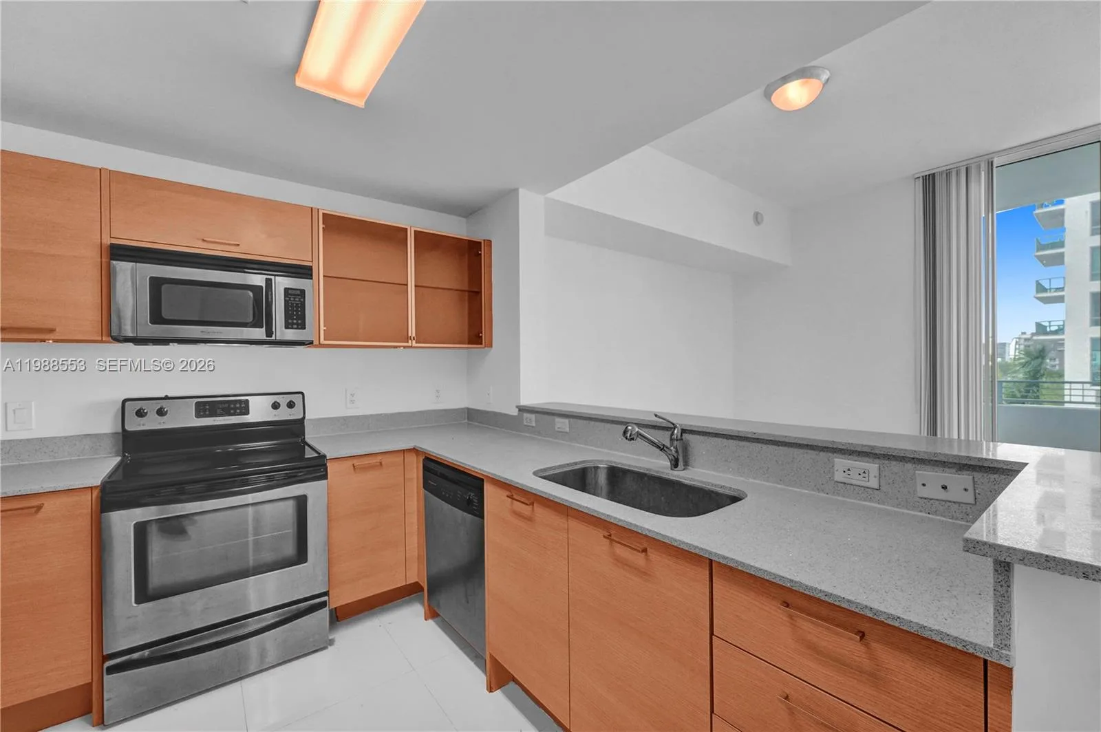 350 NE 24th St # 509, Miami, FL 33137 photo 3