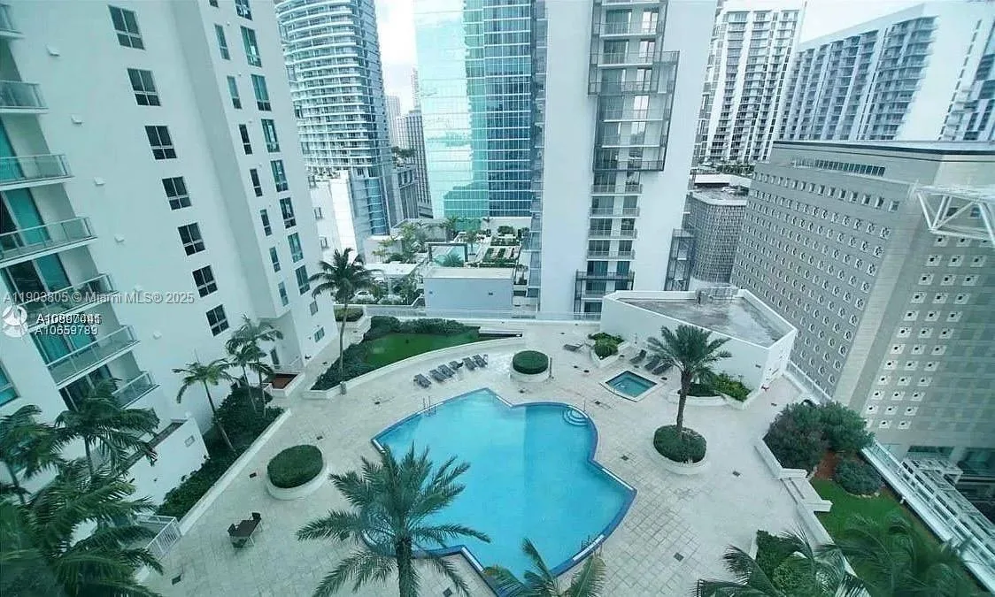 300 S Biscayne Blvd # L-1208, Miami, FL 33131 photo 8
