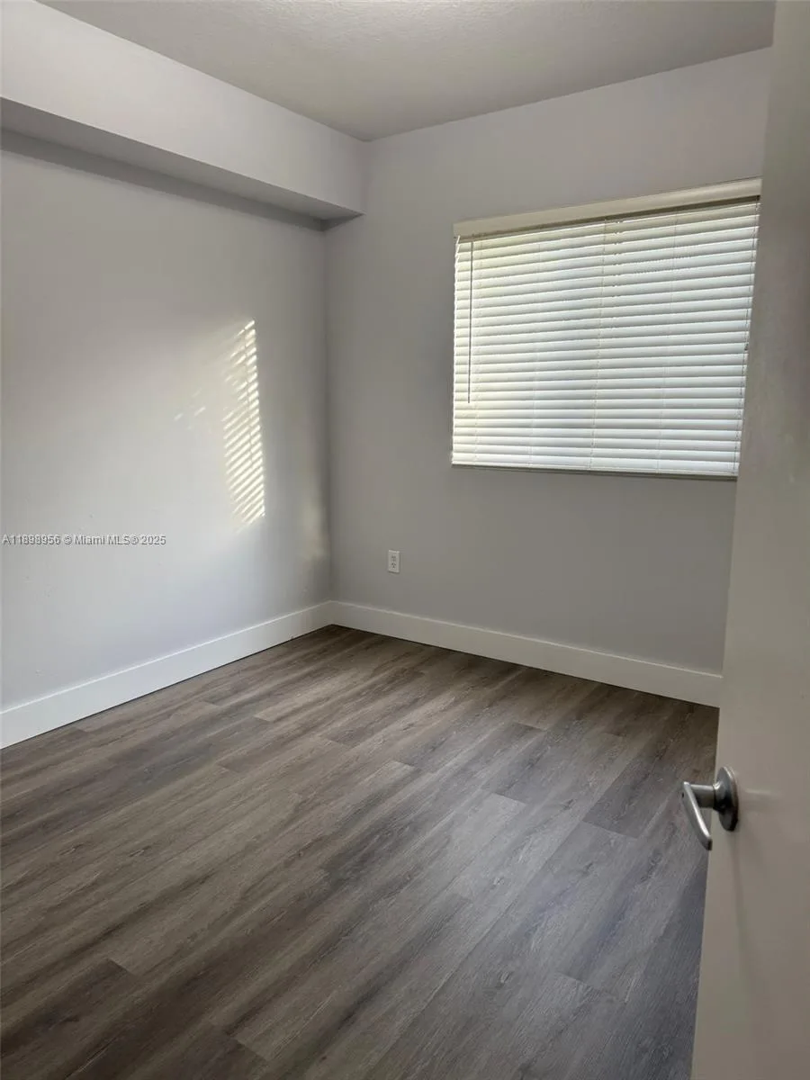 11040 SW 196th St # 211, Cutler Bay, FL 33157 photo 9