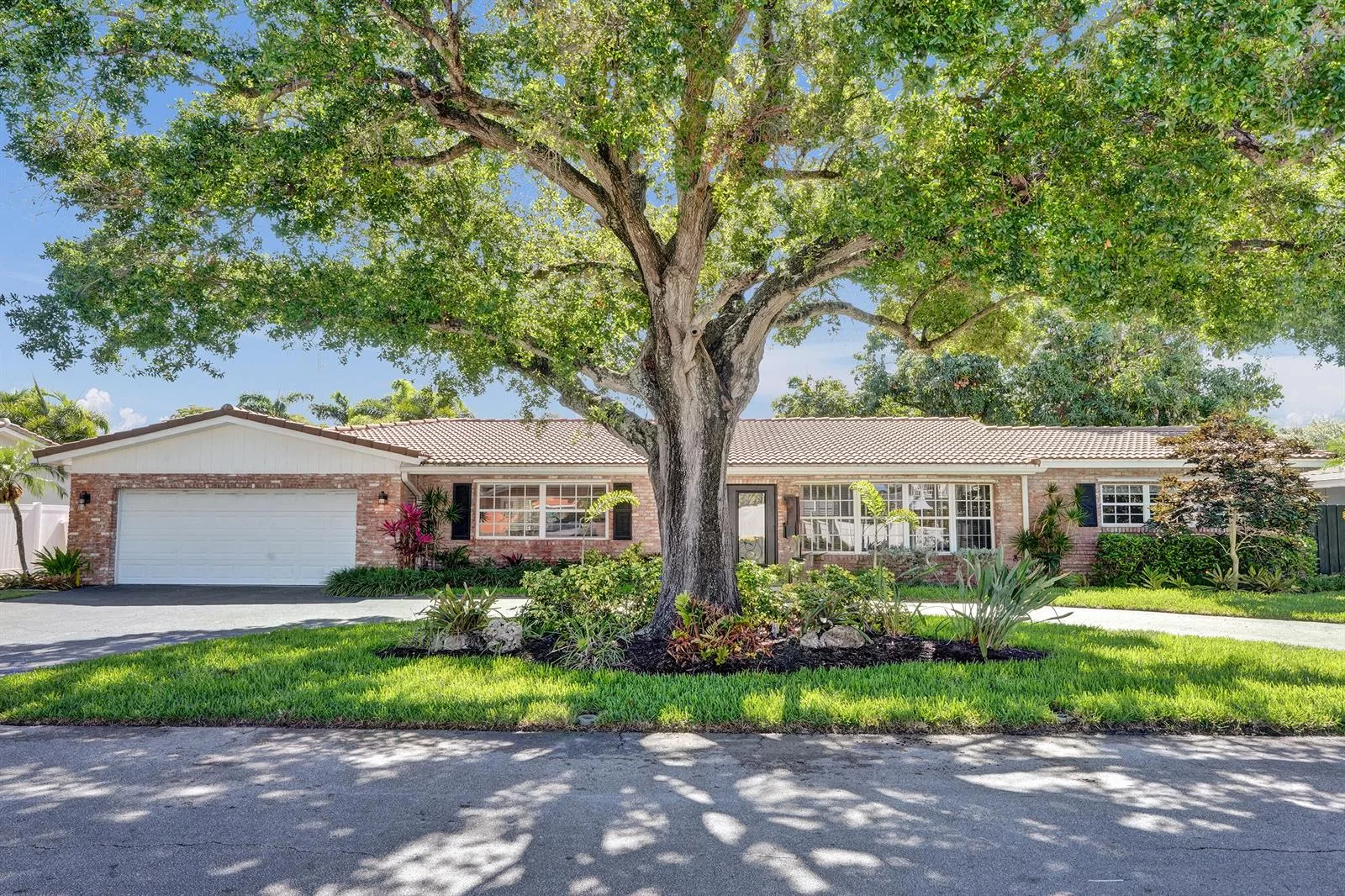 3930 NE 21st Avenue, Fort Lauderdale, FL 33308