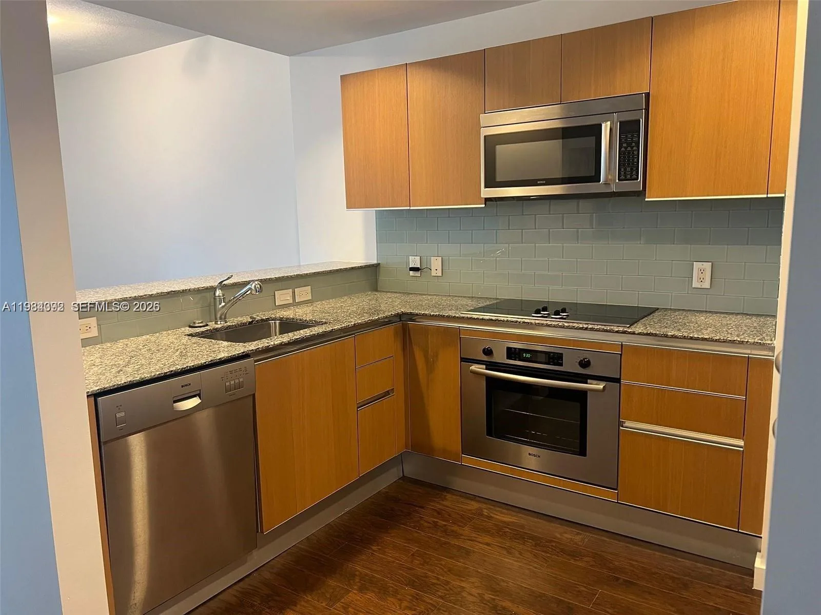 1050 Brickell Ave # 3122, Miami, FL 33131 photo 3