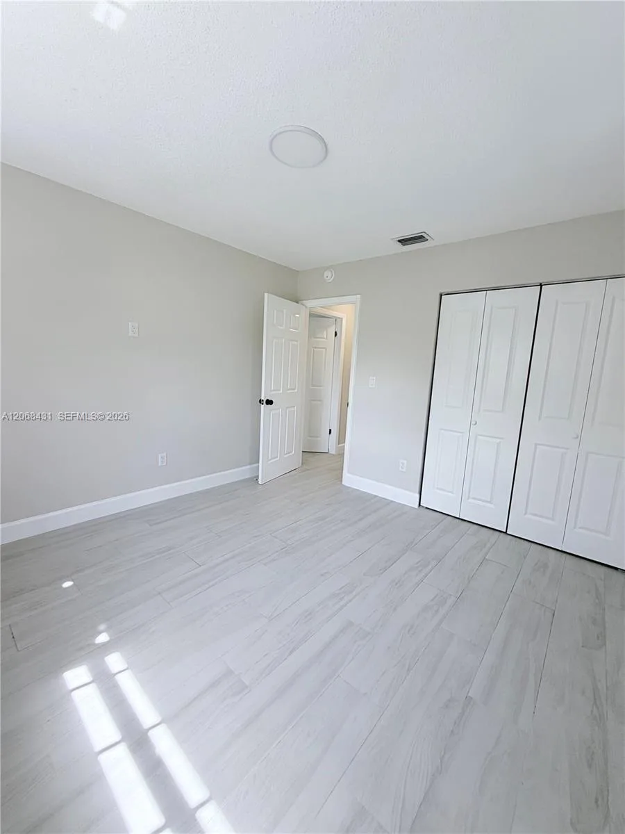 4492 NW 180th St, Miami Gardens, FL 33055 photo 11