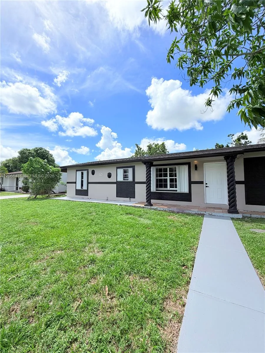 4492 NW 180th St, Miami Gardens, FL 33055 photo 5