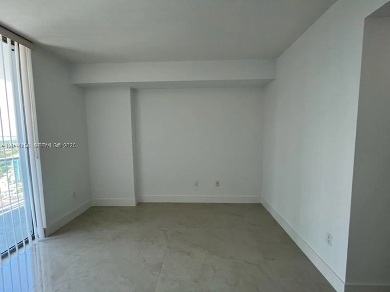 79 SW 12th St # 2905-S, Miami, FL 33130 photo 8