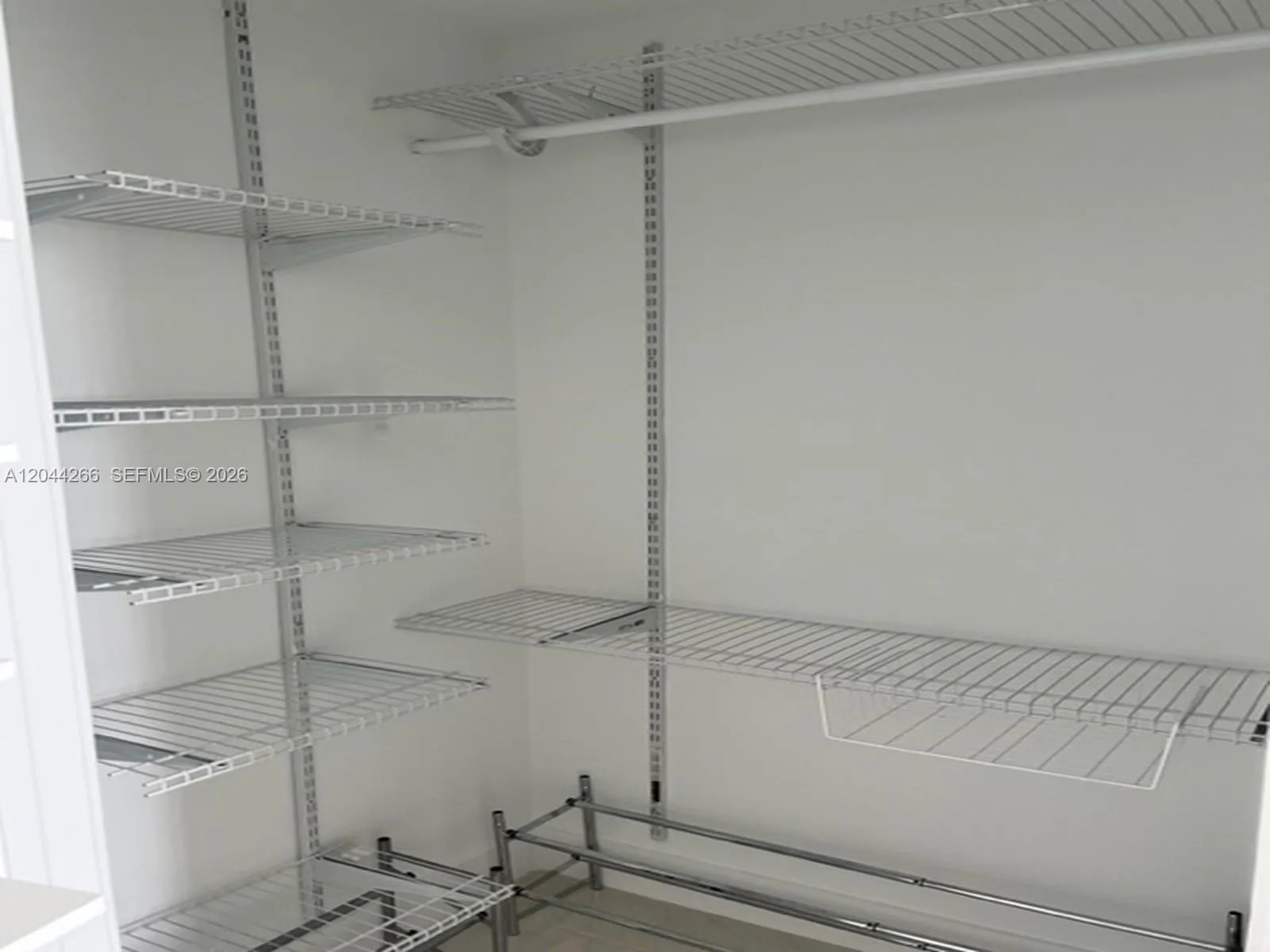 79 SW 12th St # 2905-S, Miami, FL 33130 photo 9