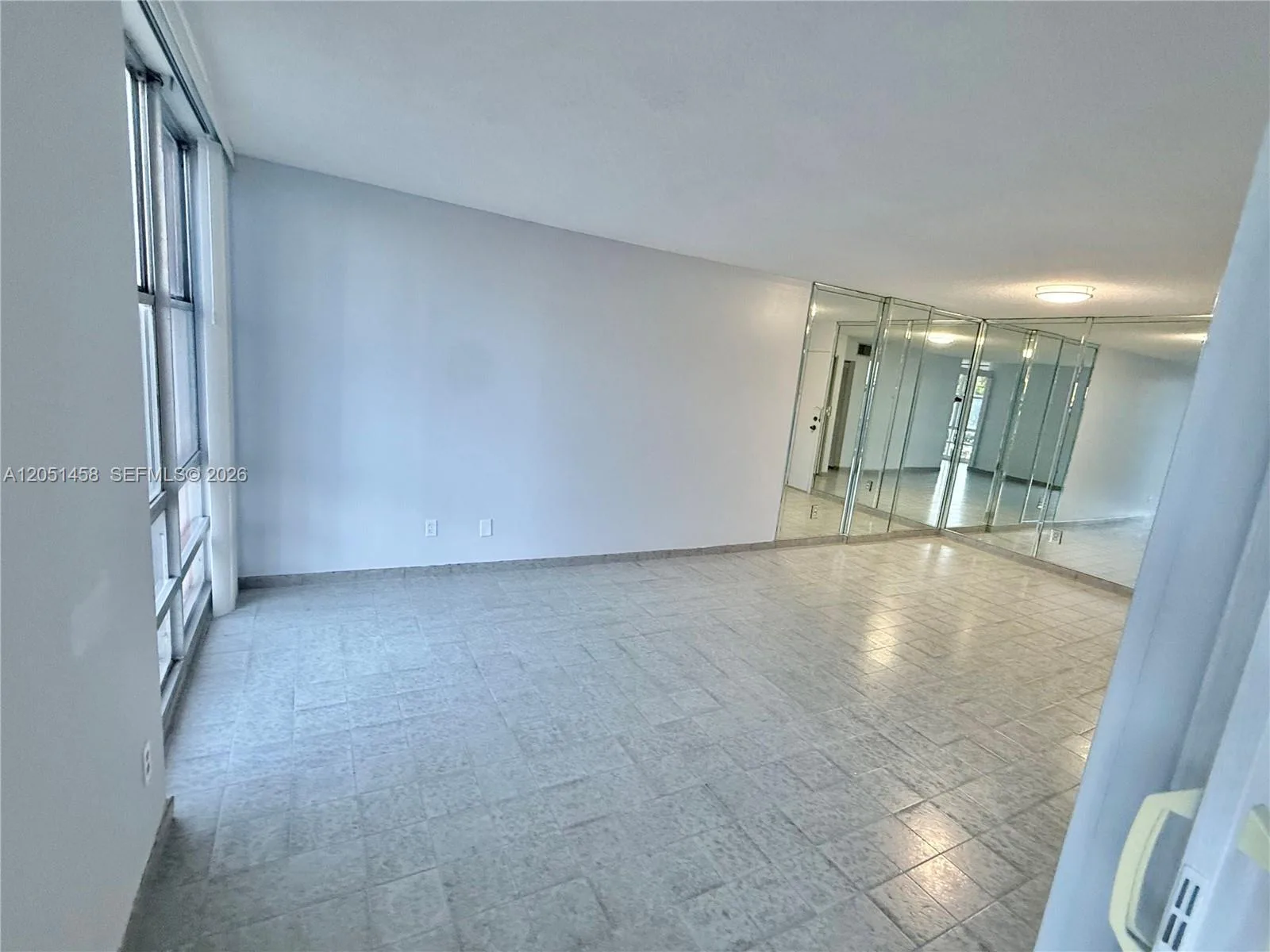 200 172nd St # 416, Sunny Isles Beach, FL 33160 photo 3