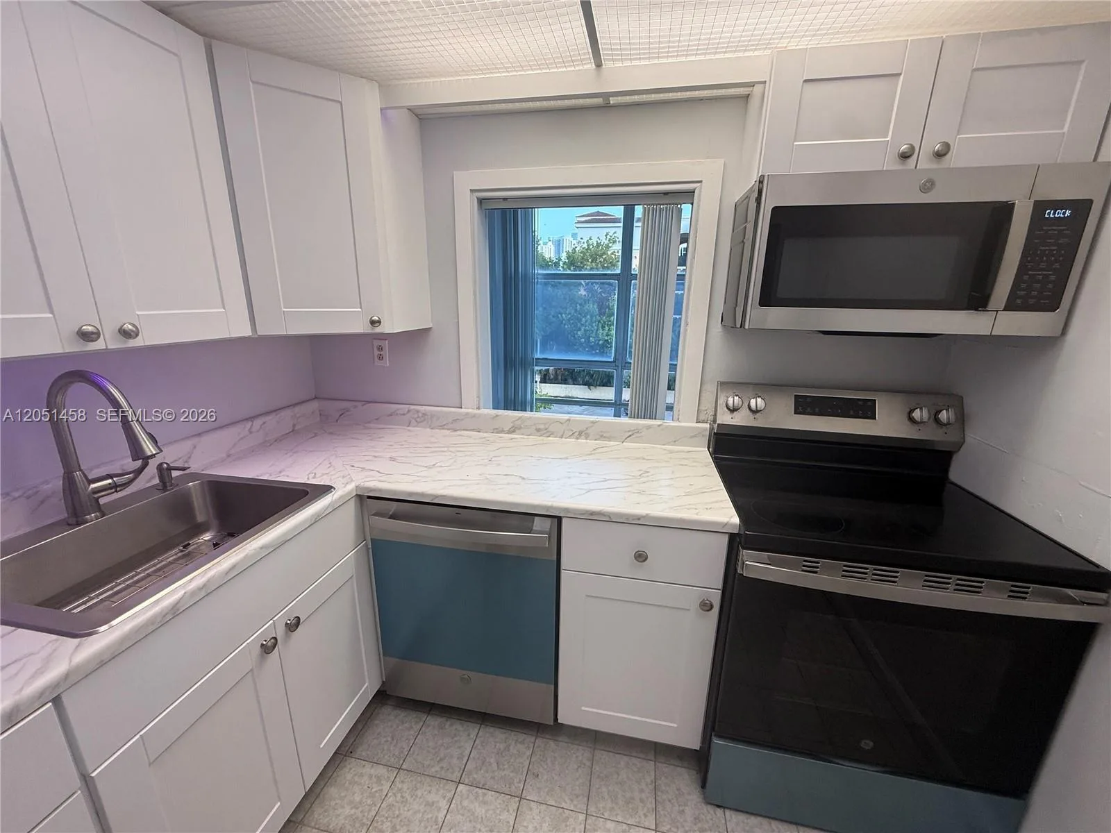 200 172nd St # 416, Sunny Isles Beach, FL 33160 photo 4