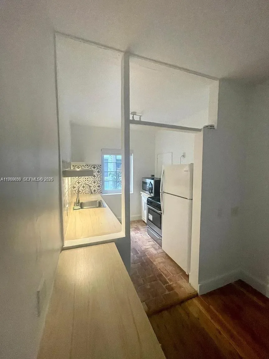 727 14th Pl # 1, Miami Beach, FL 33139 photo 8