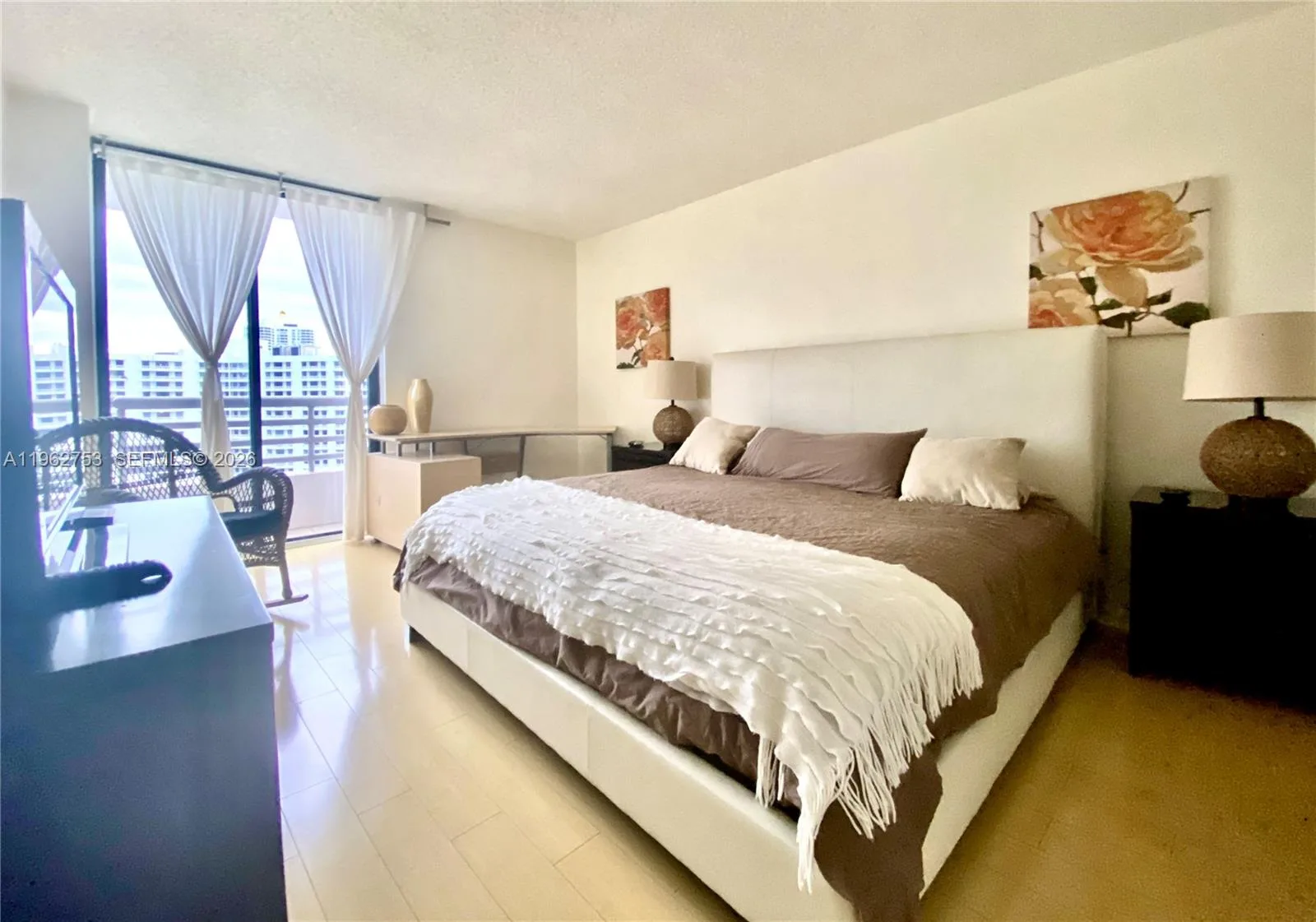 3300 NE 191st St # 1807, Aventura, FL 33180 photo 10