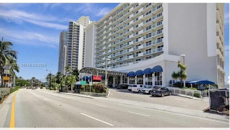 19201 Collins Ave # 422, Sunny Isles Beach, FL 33160 photo 9