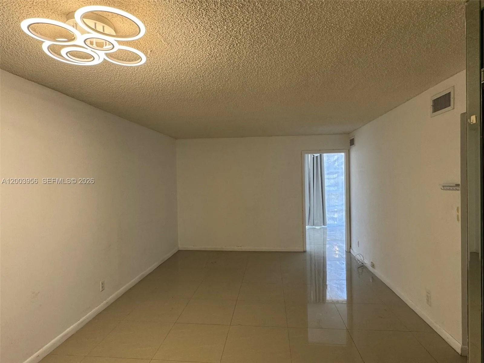 851 Three Islands Blvd # 411, Hallandale Beach, FL 33009 — zdjęcie 5