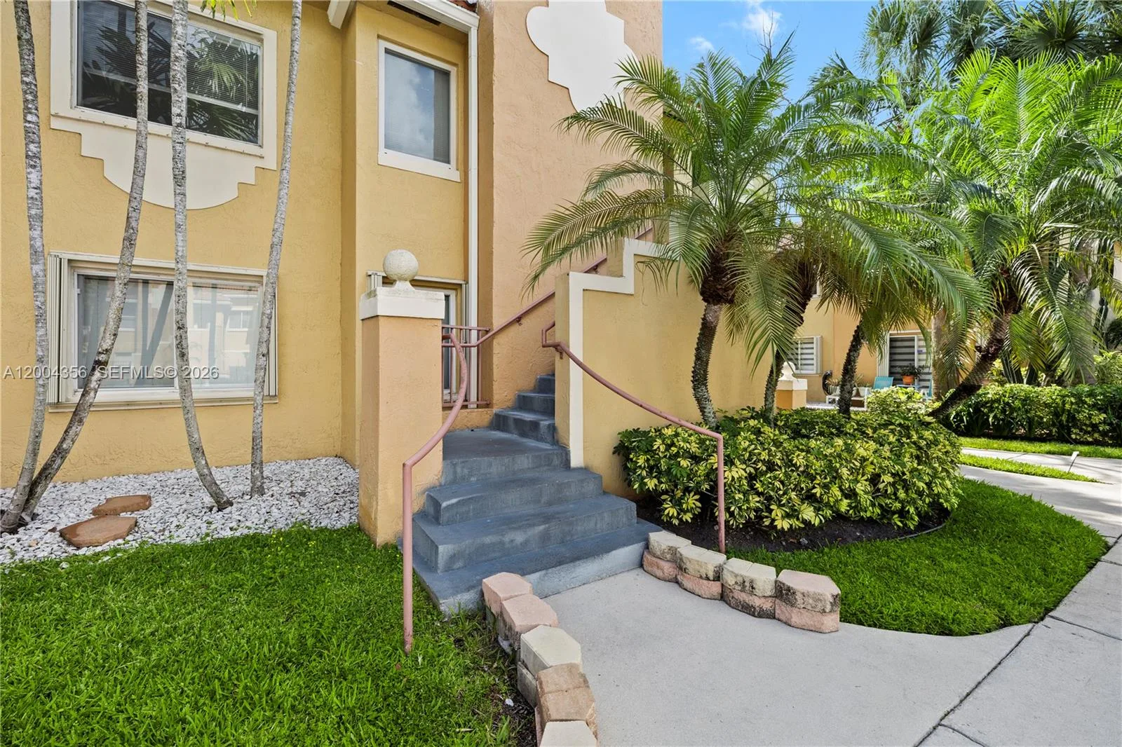 631 NW 79th Ter # 204, Pembroke Pines, FL 33024 — zdjęcie 2