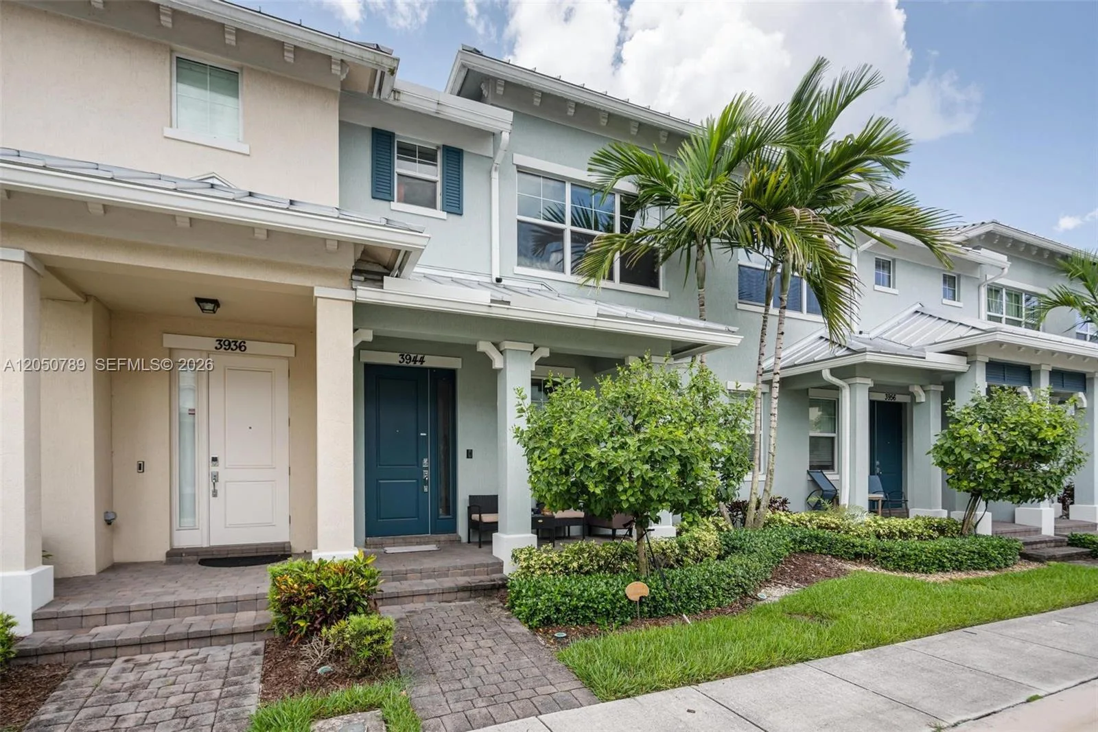 3944 Poinciana Ln # 3944, Hollywood, FL 33021 photo 2