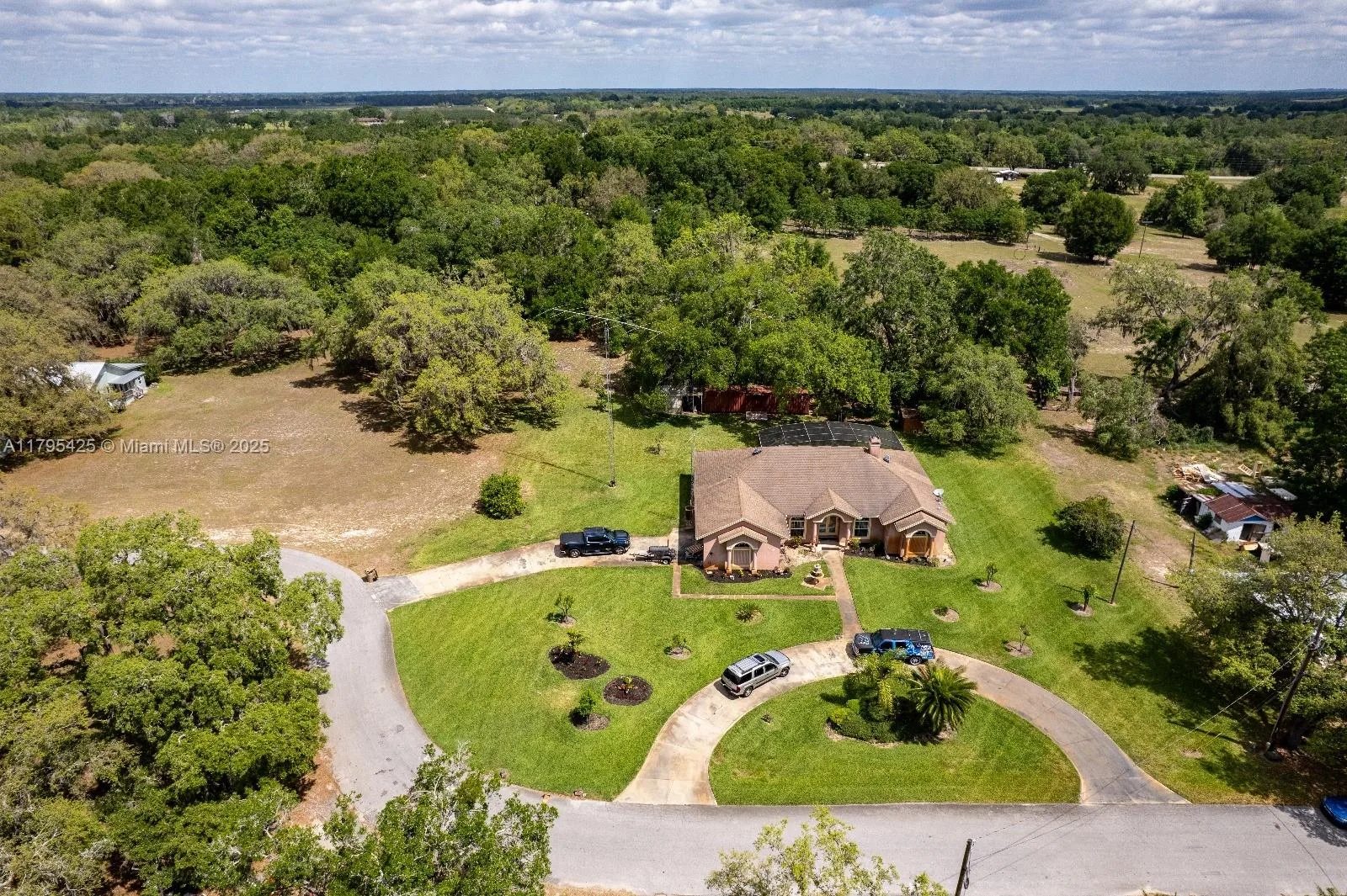 2230 MAXWELL AVE, Other City - In The State Of Florida, FL GROVELAND photo 3