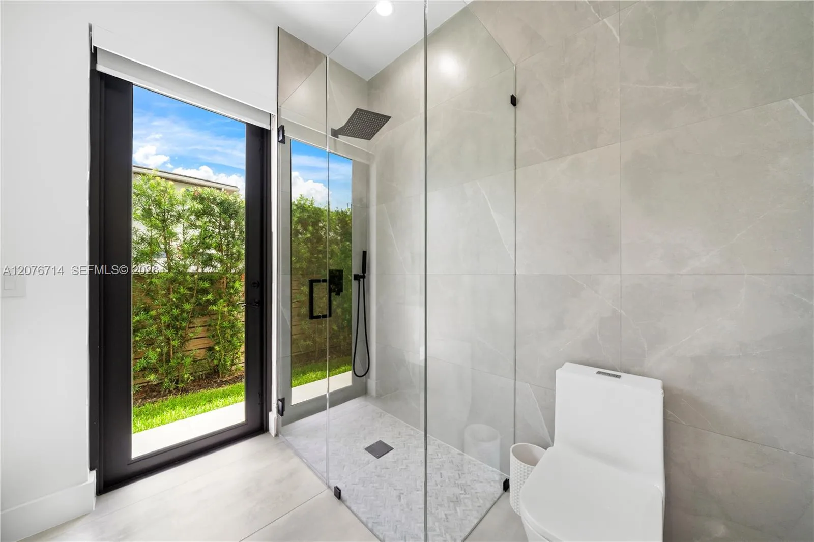 1629 NE 4th Pl, Fort Lauderdale, FL 33301 photo 10