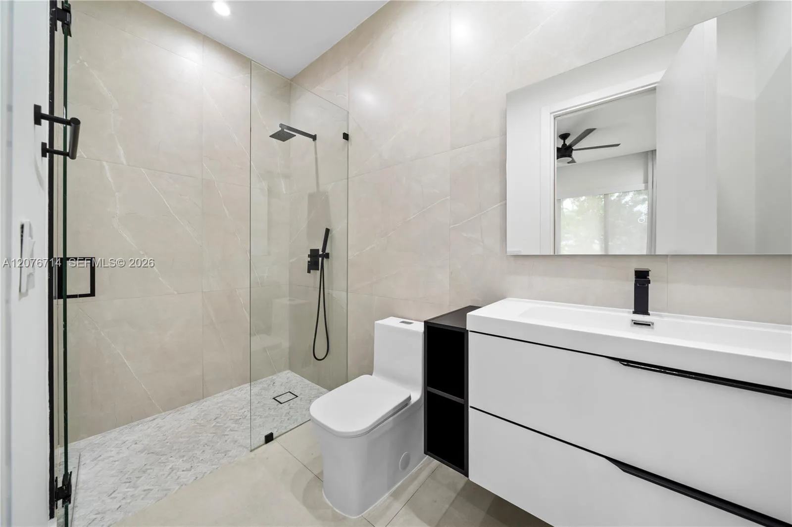 1629 NE 4th Pl, Fort Lauderdale, FL 33301 photo 12
