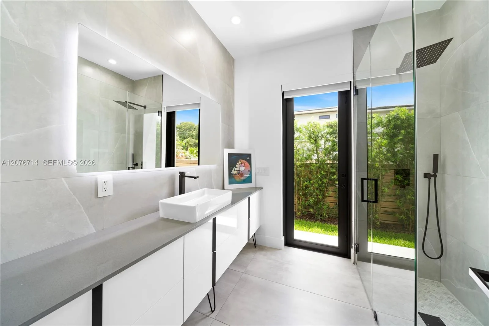 1629 NE 4th Pl, Fort Lauderdale, FL 33301 photo 9