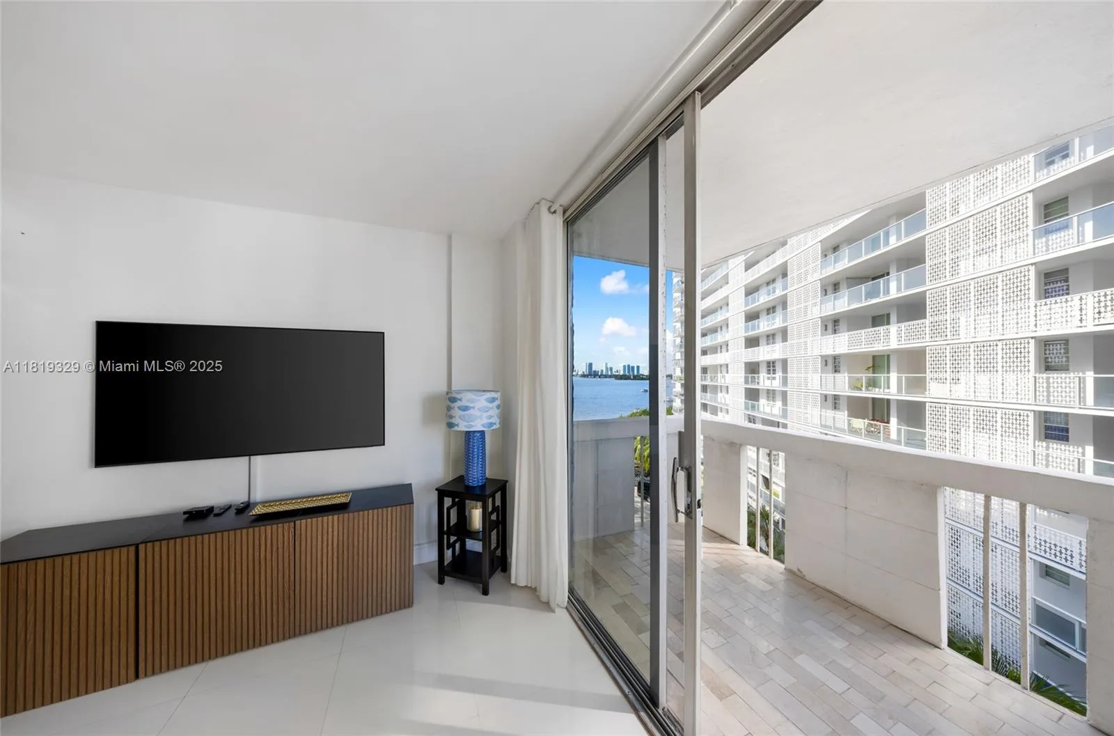 800 West Ave # 736, Miami Beach, FL 33139 photo 3