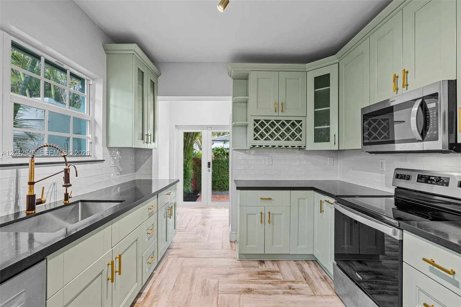 1209 La Mancha Ave, Coral Gables, FL 33134 photo 11