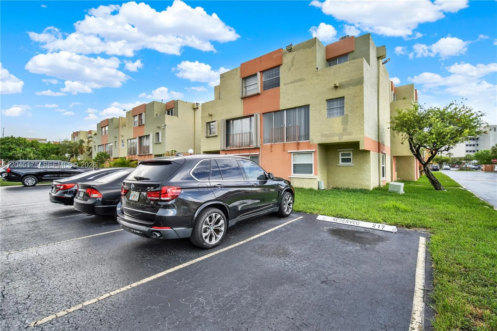 9390 W Flagler St # 218F, Miami, FL 33174 photo 3