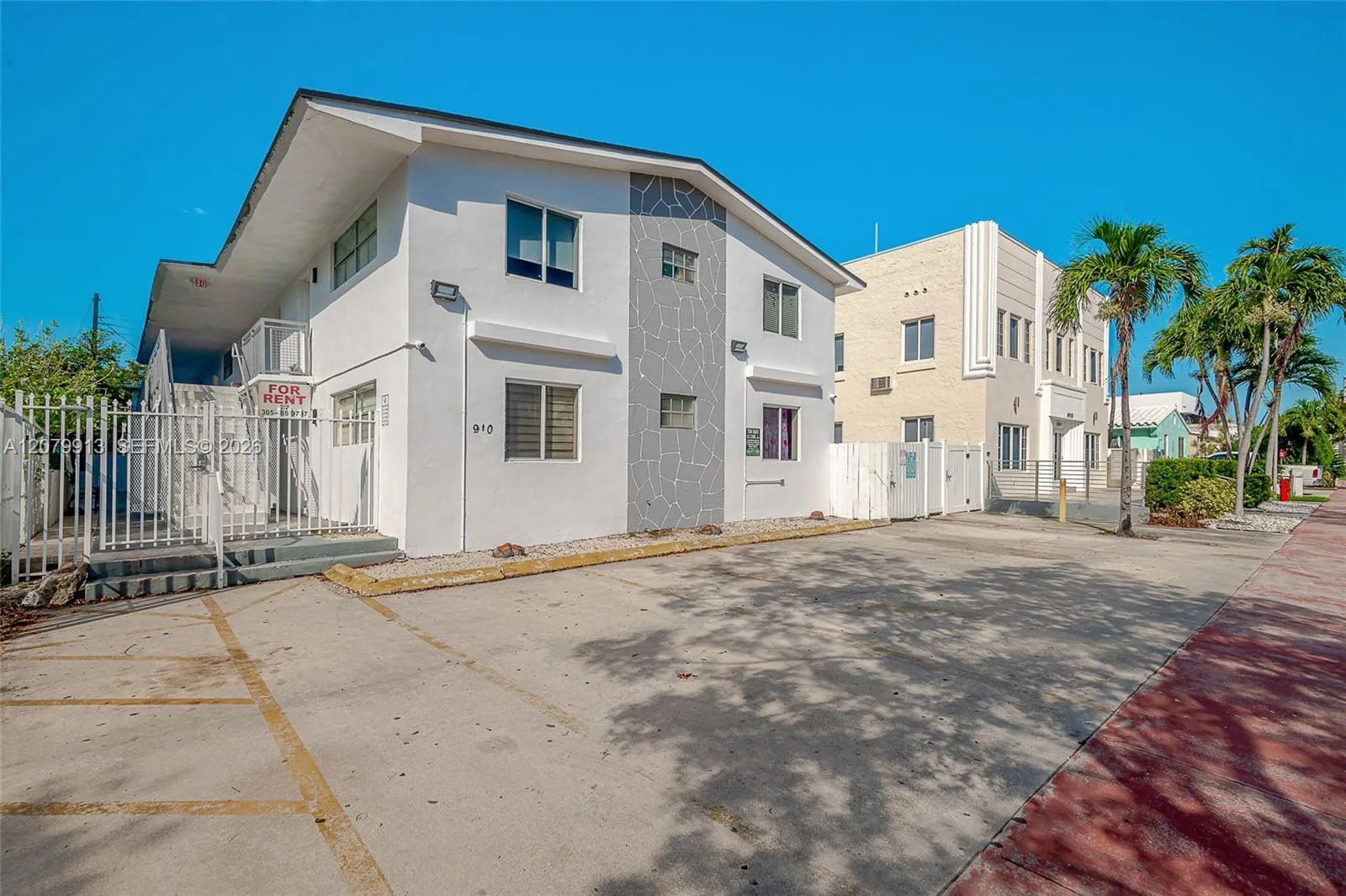 6910 Bay Dr # 6, Miami Beach, FL 33141