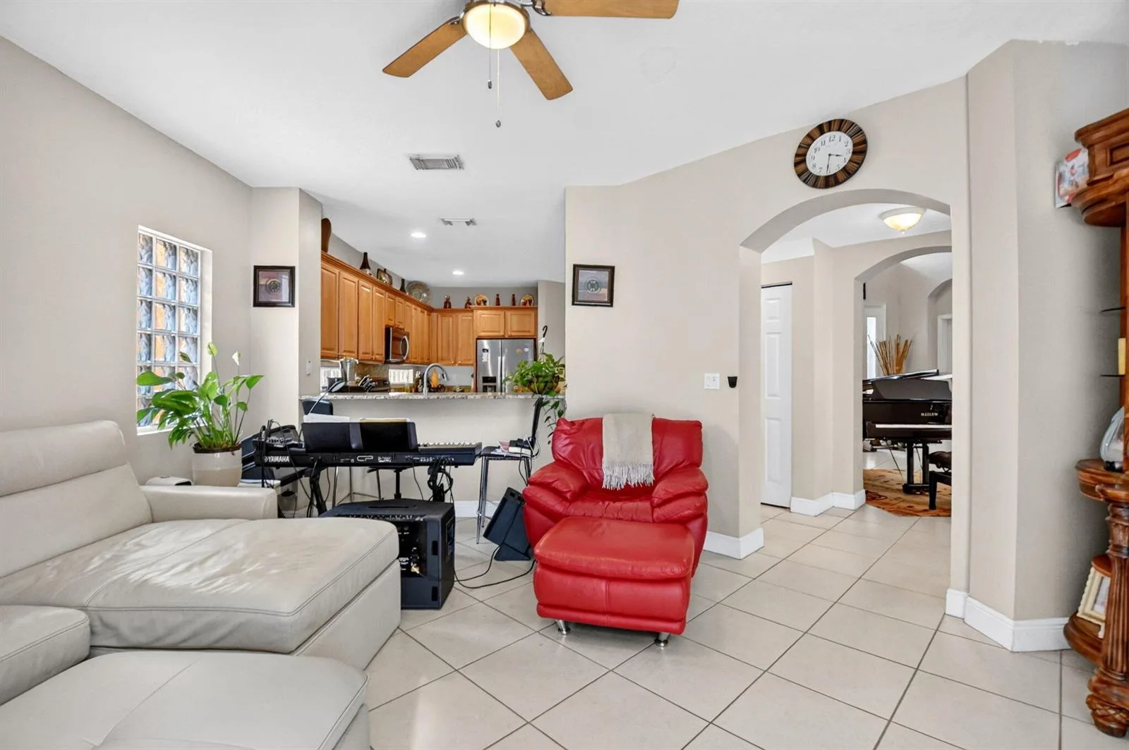 809 Triana Street, West Palm Beach, FL 33413 photo 11