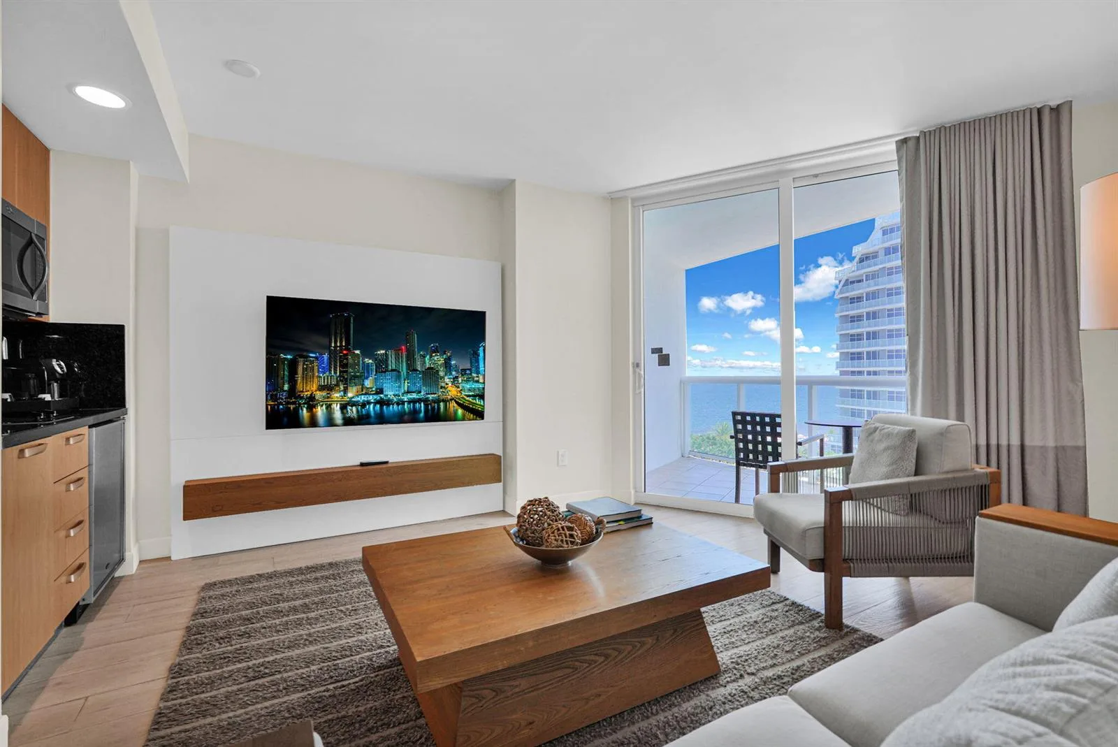 505 N Fort Lauderdale Beach Boulevard # 1103, Fort Lauderdale, FL 33304