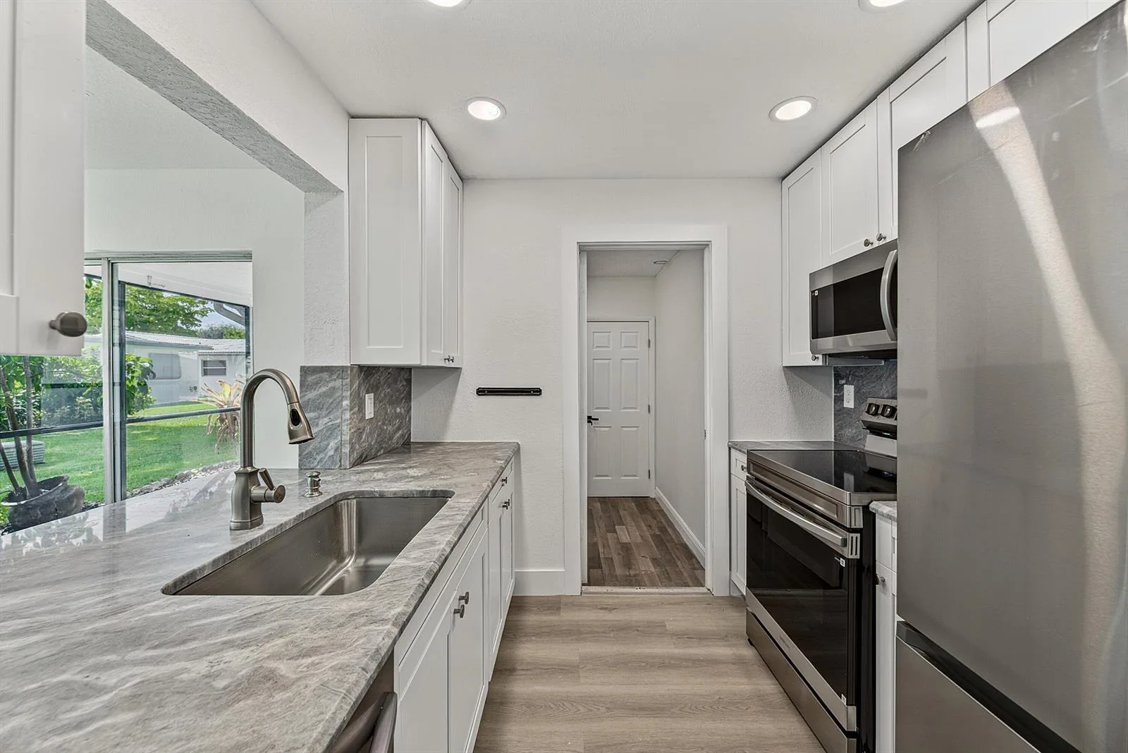 1190 NW 90TH Avenue, Plantation, FL 33322