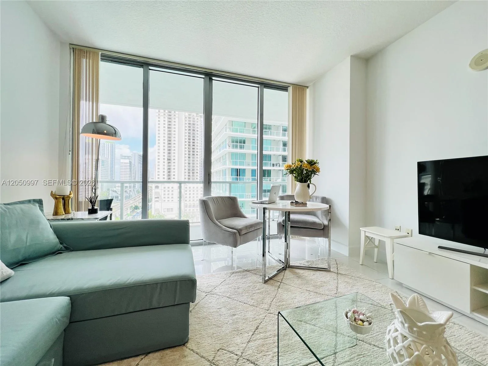 79 SW 12th St # 1510-S, Miami, FL 33130 photo 4