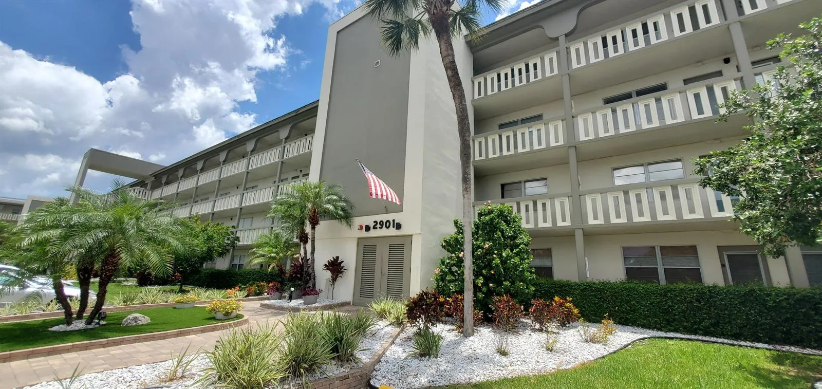2901 VICTORIA Circle # F2, Coconut Creek, FL 33066 photo 2