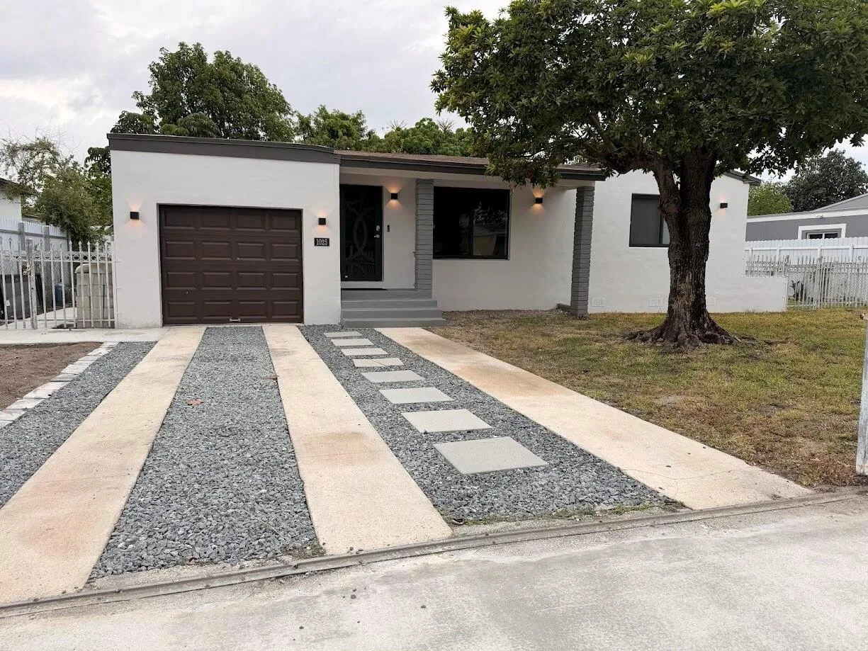 1025 NW 148TH Street # 2, Miami, FL 33168