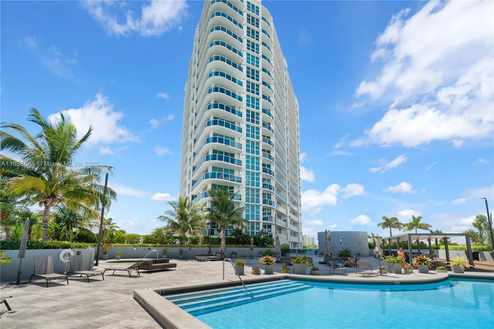 1881 79th St Cswy # 404, North Bay Village, FL 33141