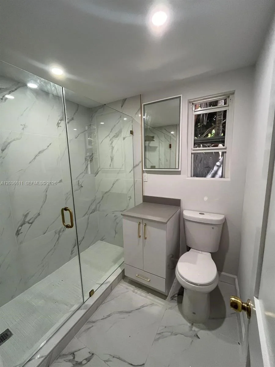 602 SW 13th Ave # 4, Miami, FL 33135
